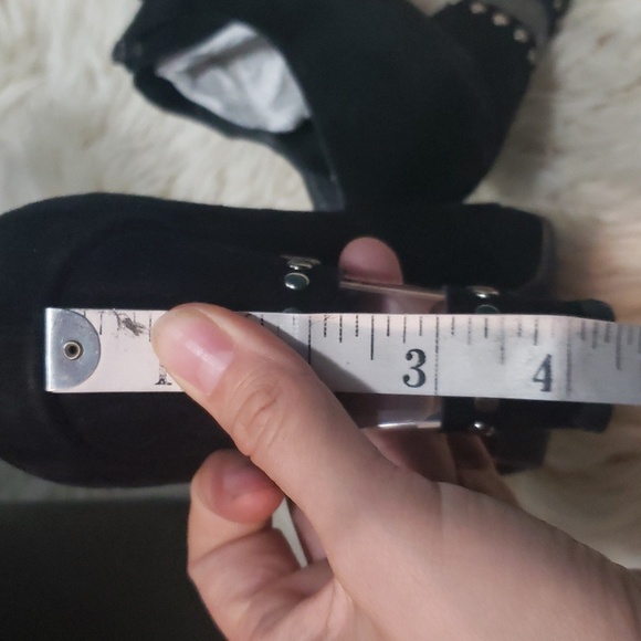 Stuart Weitzman suede leather black pointy toe 4.5" heels - Picture 7 of 9